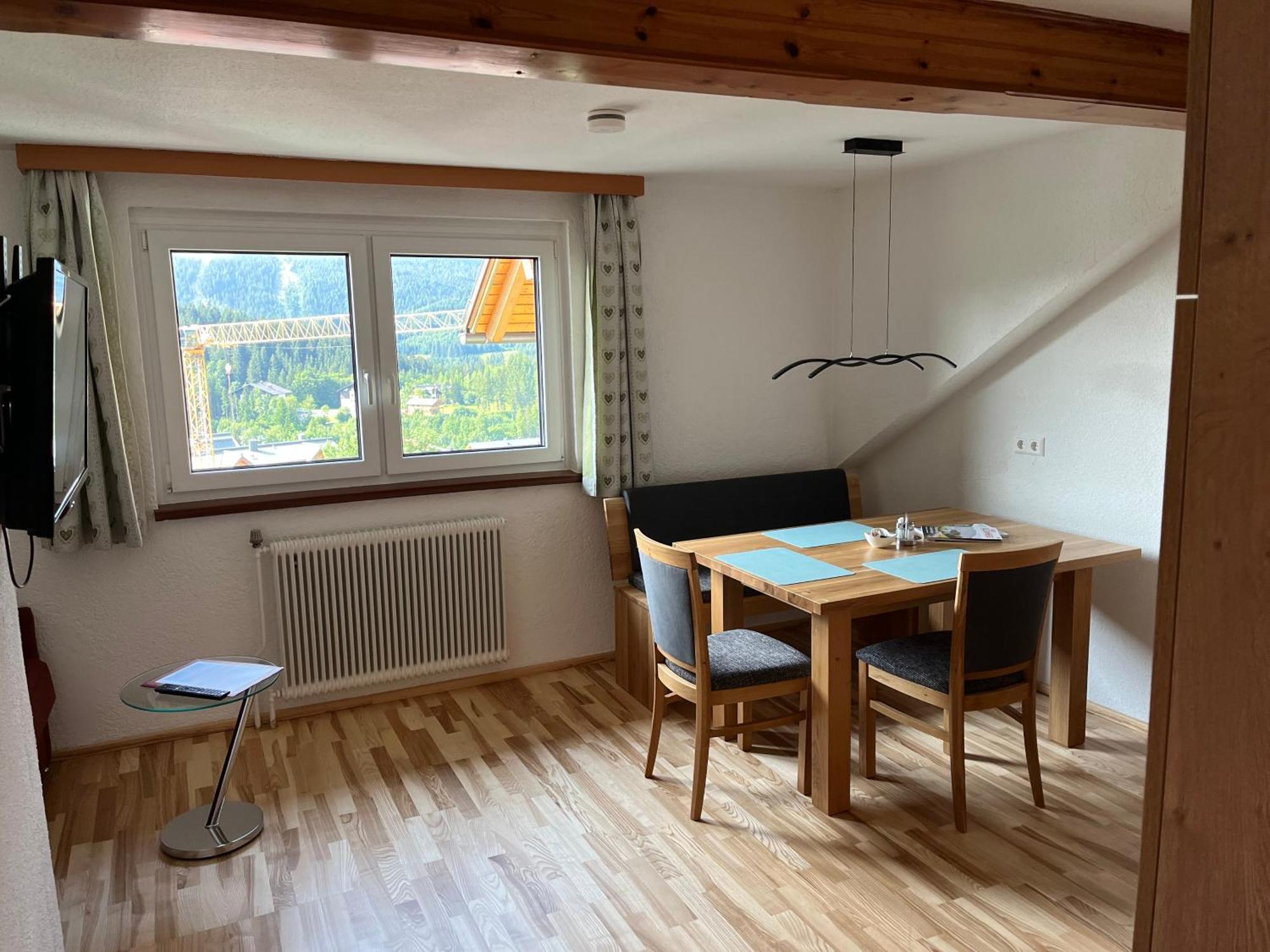 Appartements-Restaurant Schwaiger Тауплиц Екстериор снимка